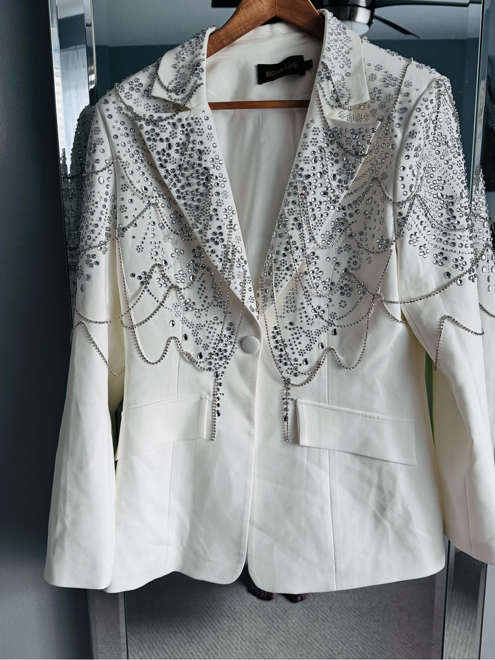 Embellished White Crystal-Detail Blazer by NovaLUXE. Size L. New. Stains inside